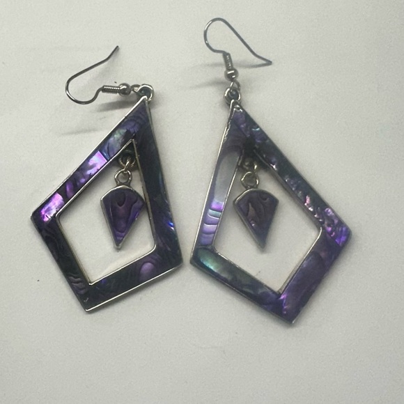 Vintage Taxco Mexican Alpaca Purple Abalone Large Diamond Shaped Earrings - Picture 2 of 5